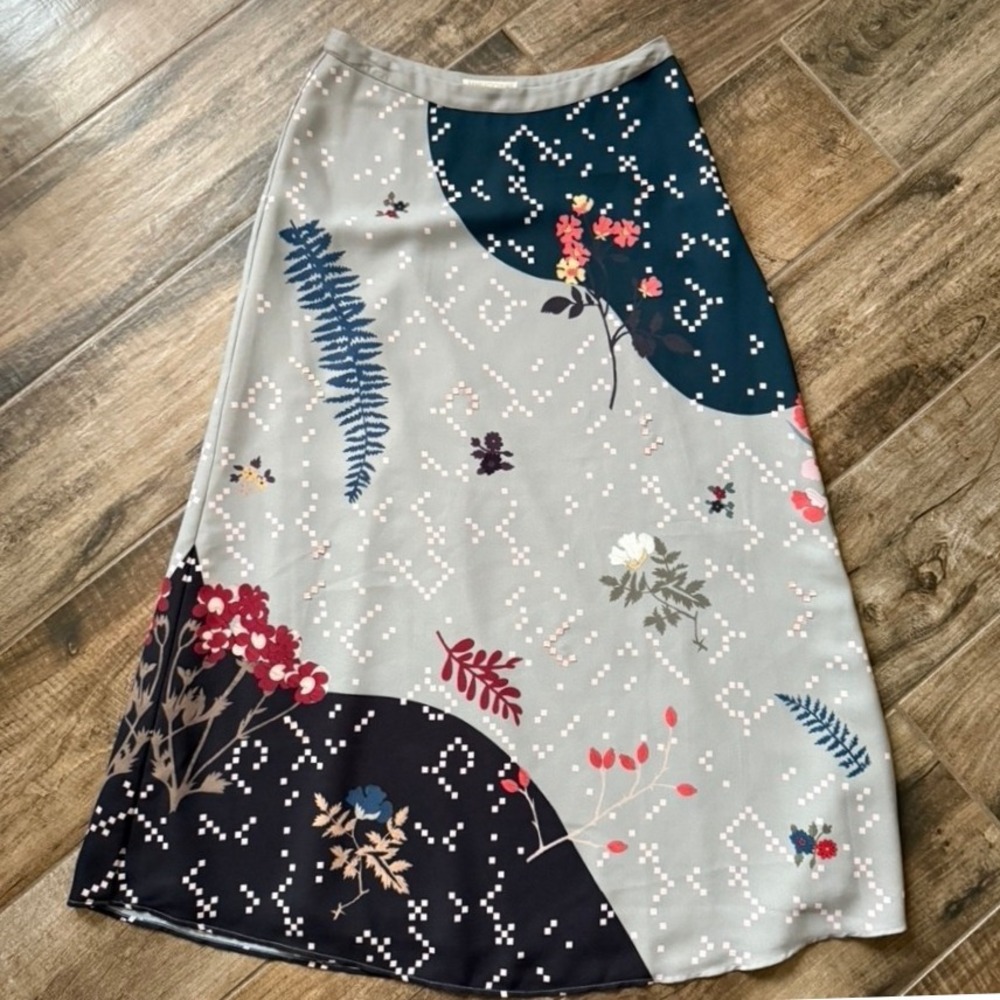 Anthropologie x SAHIL KOCHHAR Koyal Floral Applique Midi Skirt, (Sky)Gray Blue,M - Picture 2 of 13